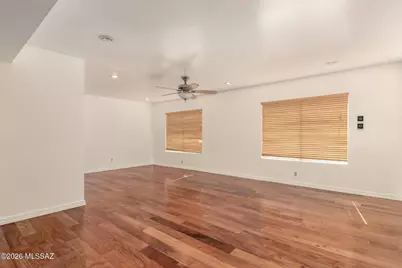 8909 E Palm Tree Drive, Tucson, AZ 85710 - Photo 9