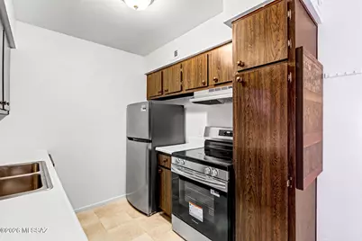 6335 N Barcelona Lane #719, Tucson, AZ 85704 - Photo 11