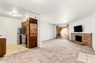 6335 N Barcelona Ln, Tucson, AZ 85704 - Photo 9