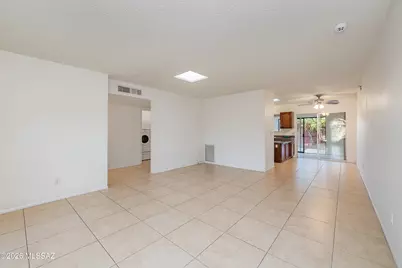 465 W Calle Lindero, Tucson, AZ 85704 - Photo 7