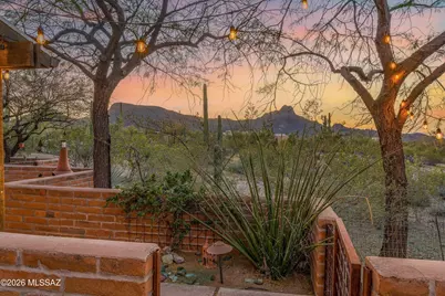 7055 W Ina Road, Tucson, AZ 85743 - Photo 9