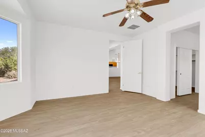 7700 W Wildflower Crest Way, Tucson, AZ 85743 - Photo 25