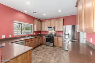 6308 S Desert Range Ct, Tucson, AZ 85706 - Photo 11