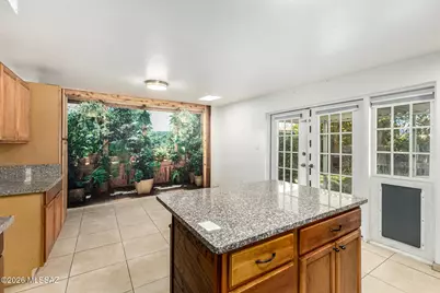 8051 E Hawthorne Street, Tucson, AZ 85710 - Photo 19