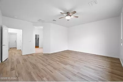 12402 N Bufflehead Drive, Marana, AZ 85653 - Photo 11