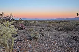 758 W Camino Encanto, Green Valley, AZ 85622 - Photo 1