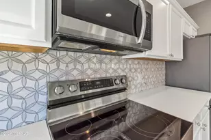 8939 N Country Cove Tr, Tucson, AZ 85742 - Photo 11