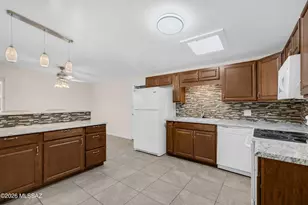 5819 E Rosewood St, Tucson, AZ 85711 - Photo 11