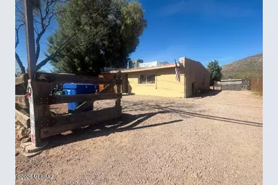 1025 S Kroeger Lane, Tucson, AZ 85745 - Photo 1