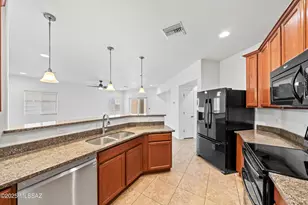 4824 W Lessing Ln, Tucson, AZ 85742 - Photo 11