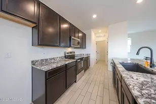 10636 W Harrigan Dr, Marana, AZ 85653 - Photo 11