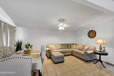 2155 W Calle Cusco, Tucson, AZ 85705 - Photo 9