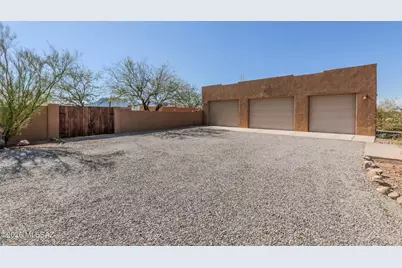 21151 W Mullins Lane, Marana, AZ 85653 - Photo 3