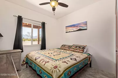 21151 W Mullins Lane, Marana, AZ 85653 - Photo 17