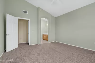 10621 E Northern Crest Drive, Tucson, AZ 85748 - Photo 21