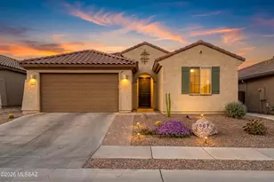 8467 N Van Cleeve Ln, Tucson, AZ 85743 - Photo 1