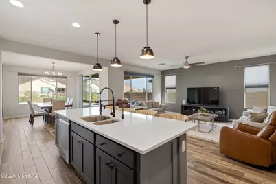 8467 N Van Cleeve Lane, Tucson, AZ 85743 - Photo 5