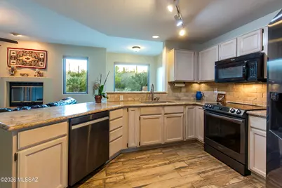 4935 N Desert Tortoise Place, Tucson, AZ 85745 - Photo 11