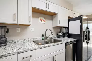 1025 E 32nd St, Tucson, AZ 85713 - Photo 15