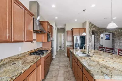 11681 N Palawan Place, Oro Valley, AZ 85737 - Photo 17