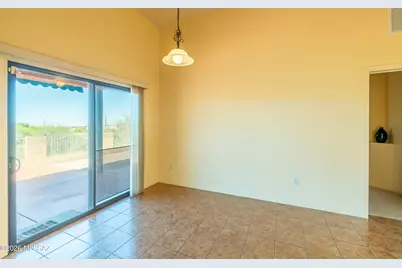 32 S Happy Valley Saddle Drive, Tucson, AZ 85748 - Photo 13