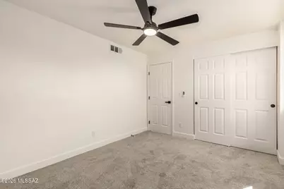 9035 E Berkshire Circle E, Tucson, AZ 85710 - Photo 27