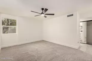 9035 E Berkshire Circle E, Tucson, AZ 85710 - Photo 21