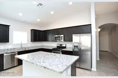 9070 W Old Agave Trail, Marana, AZ 85653 - Photo 3