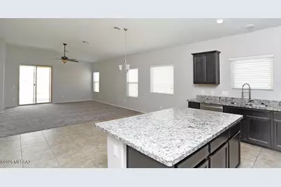 9070 W Old Agave Trail, Marana, AZ 85653 - Photo 9