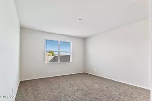 1033 W Beacon Dr, Casa Grande, AZ 85122 - Photo 11