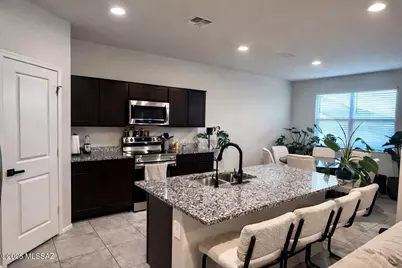 1033 W Beacon Drive, Casa Grande, AZ 85122 - Photo 3