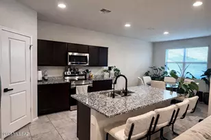 1033 W Beacon Dr, Casa Grande, AZ 85122 - Photo 3