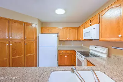 2244 Candlewood Drive, Sierra Vista, AZ 85650 - Photo 9