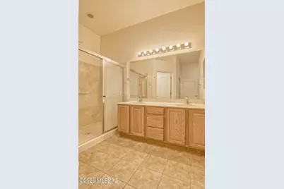 333 W Continental Vista Place, Green Valley, AZ 85614 - Photo 19