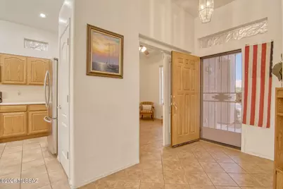 333 W Continental Vista Place, Green Valley, AZ 85614 - Photo 5