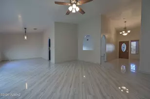 9261 E Bent Creek Way, Tucson, AZ 85747 - Photo 3