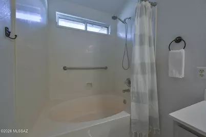 9261 E Bent Creek Way, Tucson, AZ 85747 - Photo 17