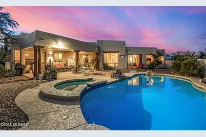 1041 W Saddlehorn Place, Oro Valley, AZ 85704 - Photo 1