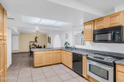 7855 E 34th Street, Tucson, AZ 85710 - Photo 13