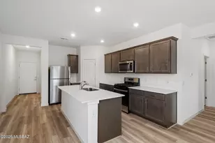 21891 E Pebbles Ave, Red Rock, AZ 85145 - Photo 5