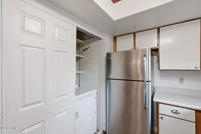 927 E Mesquite Drive, Tucson, AZ 85719 - Photo 11