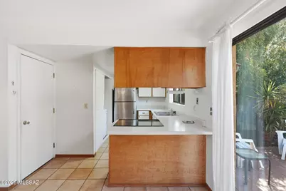927 E Mesquite Drive, Tucson, AZ 85719 - Photo 9