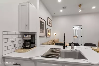 2018 E River Road #201, Tucson, AZ 85718 - Photo 9
