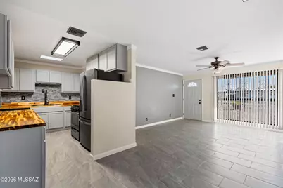 5717 E Calle Aurora, Tucson, AZ 85711 - Photo 11