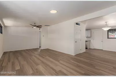 938 W Connecticut Drive, Tucson, AZ 85706 - Photo 7