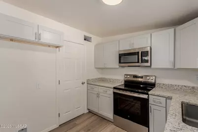 938 W Connecticut Drive, Tucson, AZ 85706 - Photo 13