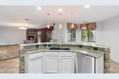 11032 N Divot Drive, Oro Valley, AZ 85737 - Photo 21