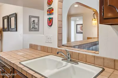 5001 N Crestridge Drive, Tucson, AZ 85718 - Photo 9