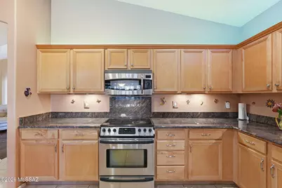 1018 N Cowboy Canyon Drive, Green Valley, AZ 85614 - Photo 23