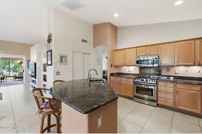 1018 N Cowboy Canyon Drive, Green Valley, AZ 85614 - Photo 21